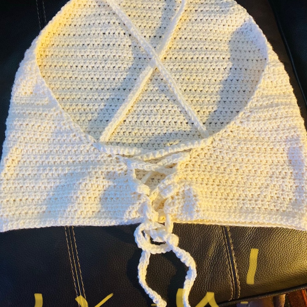 100%Acrylic, IVORY, Super Soft - Large , Medium size . Made in Turkey ,